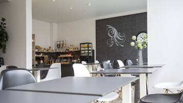Dagelijks ontbijtbuffet (toeslag)