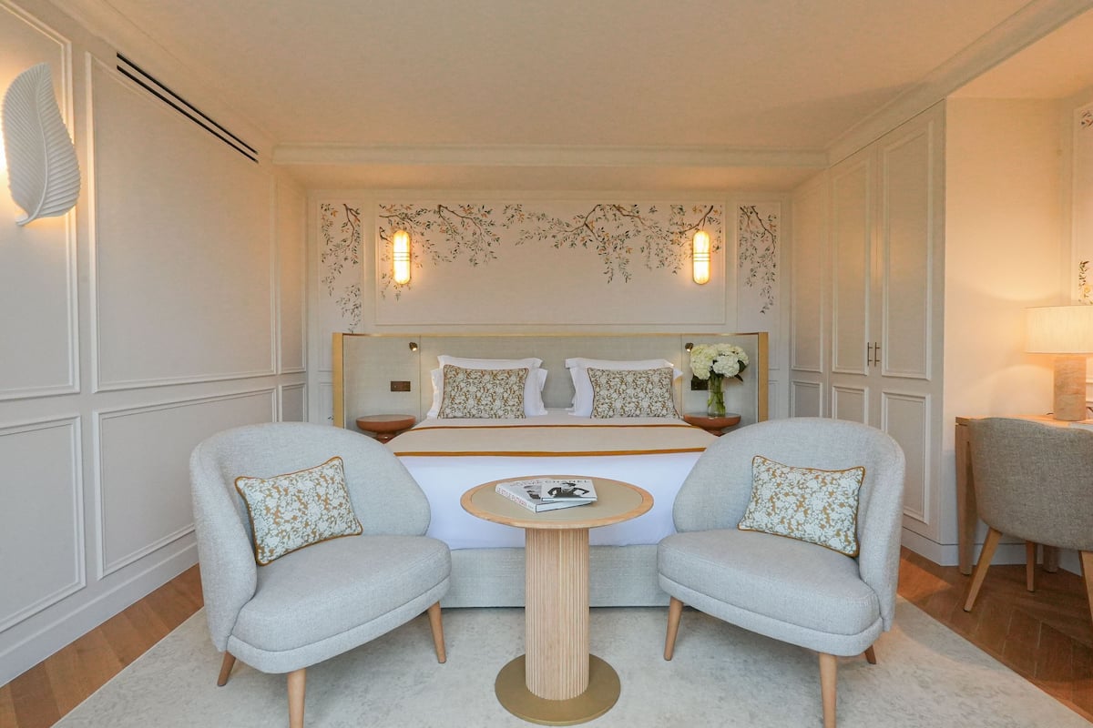 Elite Suite | Egyptian cotton sheets, premium bedding, minibar, in-room safe