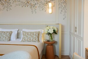 Rom – comfort | Sengetøy i egyptisk bomull, sengetøy av topp kvalitet og minibar