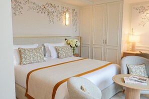 Family Suite | Premium bedding, minibar, in-room safe, desk - Relais d'Amboise - The Leading Hotels of the World (Amboise)