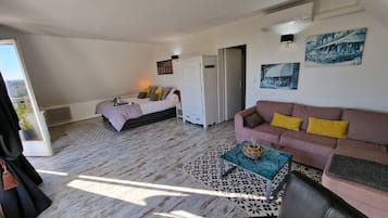 Rideaux occultants, Wi-Fi gratuit, draps fournis