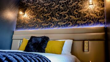 Comfort tweepersoonskamer | Geluiddichte muren, een strijkplank/strijkijzer, gratis wifi, beddengoed