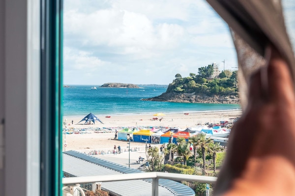 Caja de seguridad en la habitación, insonorización y wifi gratis