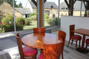 Daily buffet breakfast (EUR 12 per person)