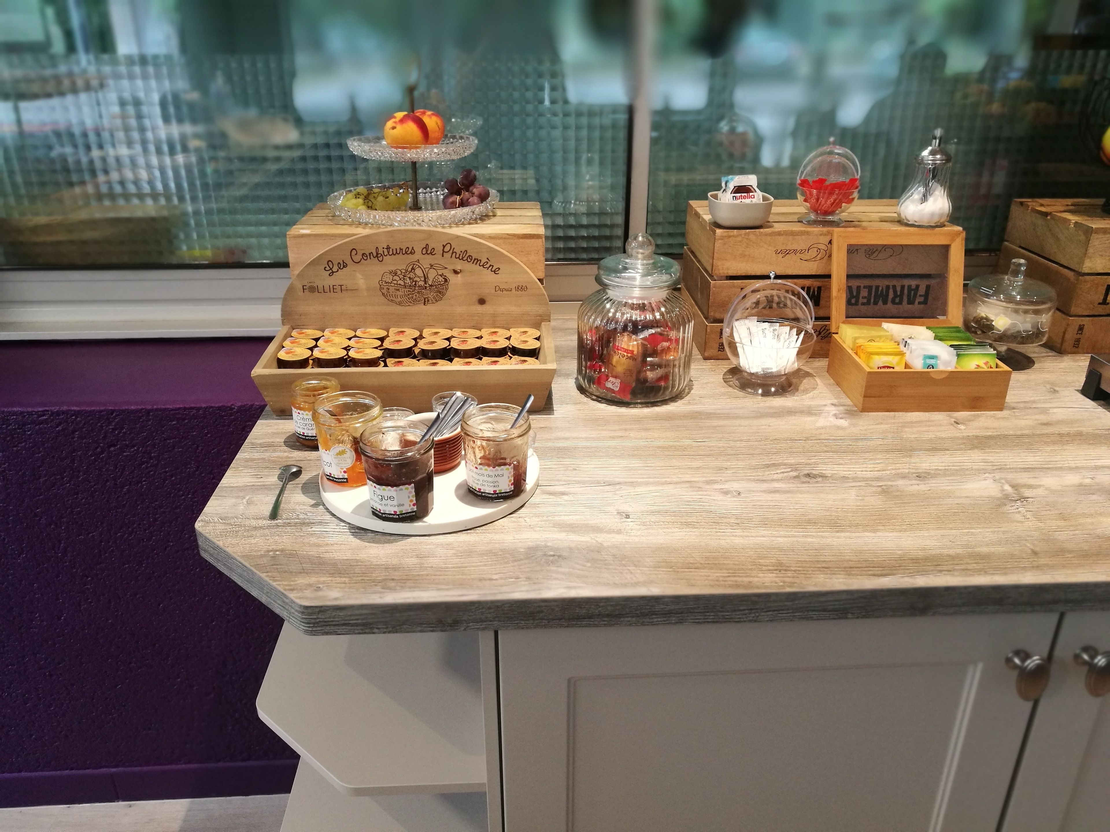 daily buffet breakfast (eur 12 per person)