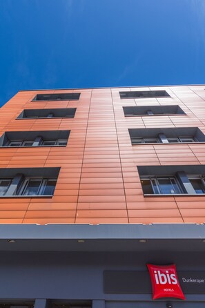 Front of property - ibis Dunkerque Centre (Dunkirk)