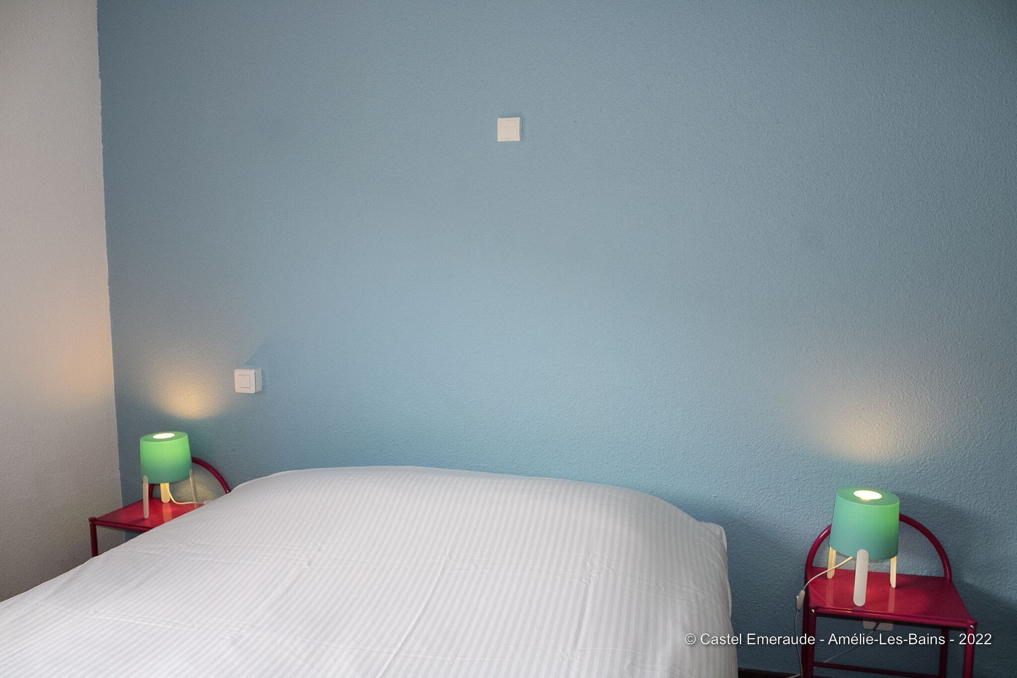 Literie de qualité supérieure, matelas mémoire de forme, bureau