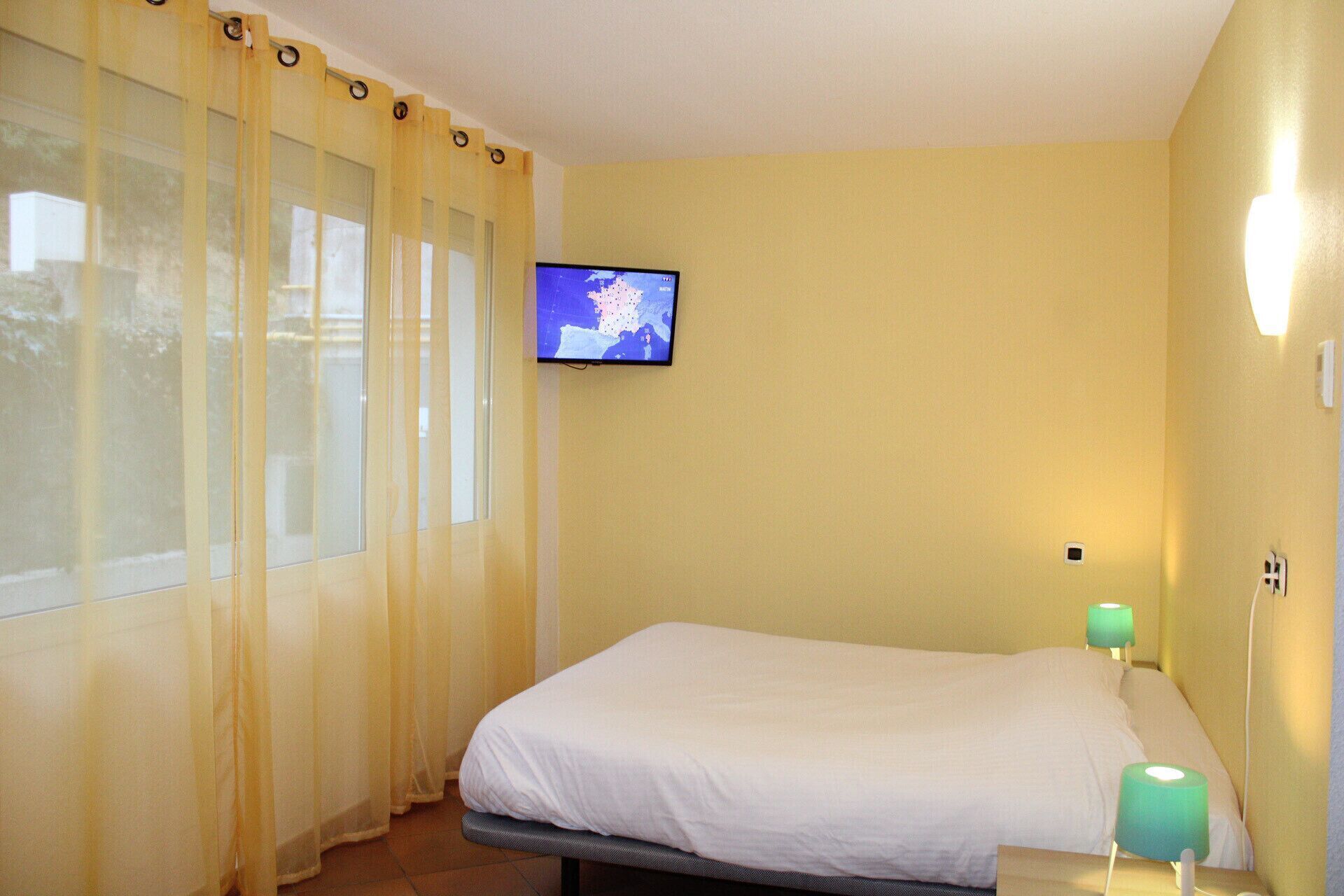 Literie de qualité supérieure, matelas mémoire de forme, bureau