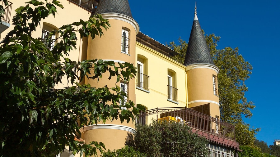 Appart'Hotel Castel Emeraude