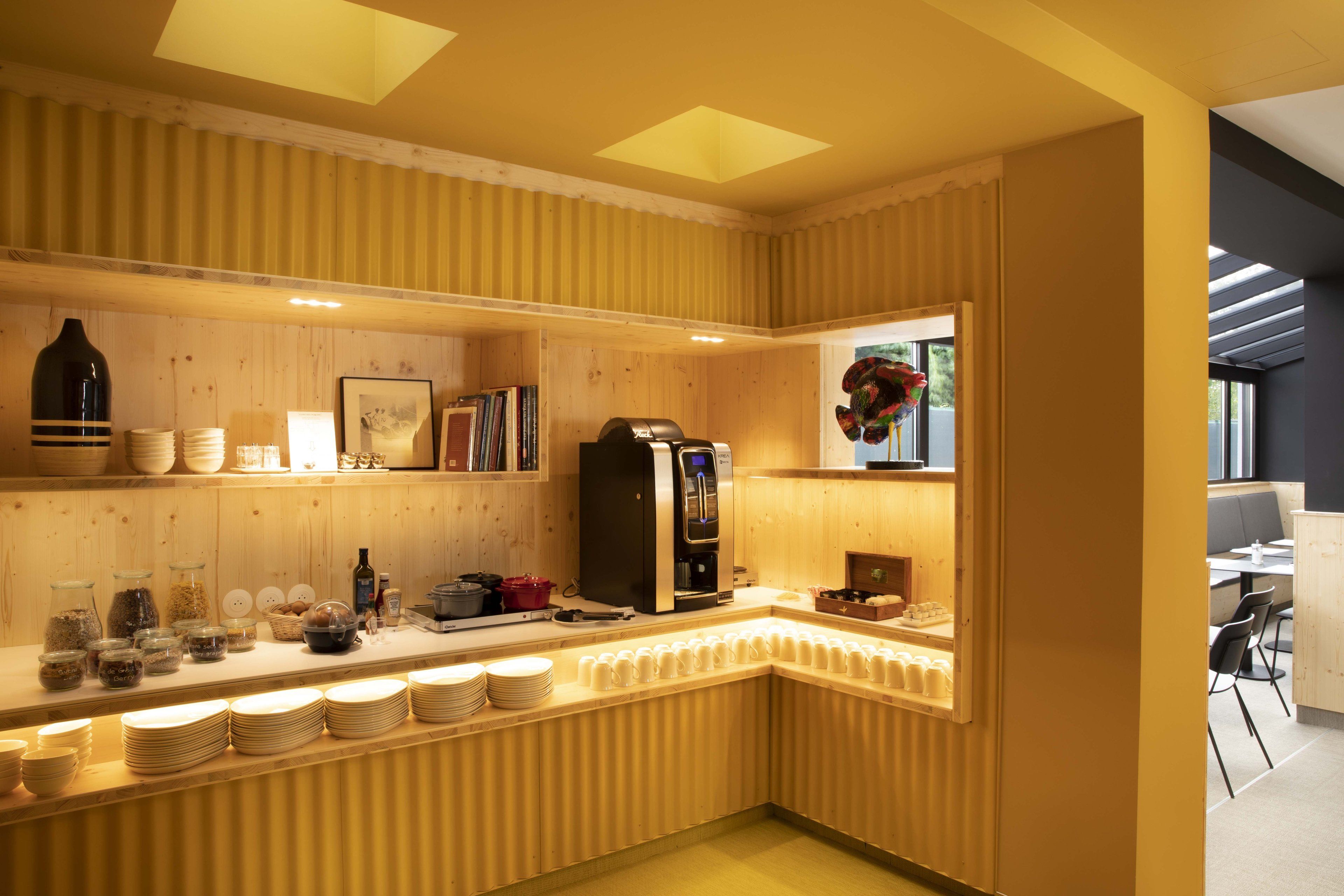 daily buffet breakfast (eur 14 per person)