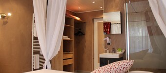 Hôtel Restaurant Les Pins