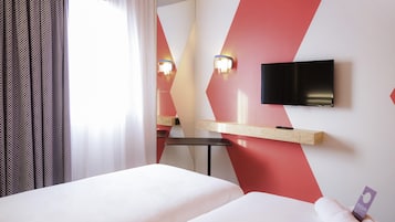 Standard Room, 2 Twin Beds | Premium bedding, desk, blackout drapes, soundproofing