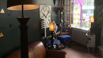 Detall de l'interior