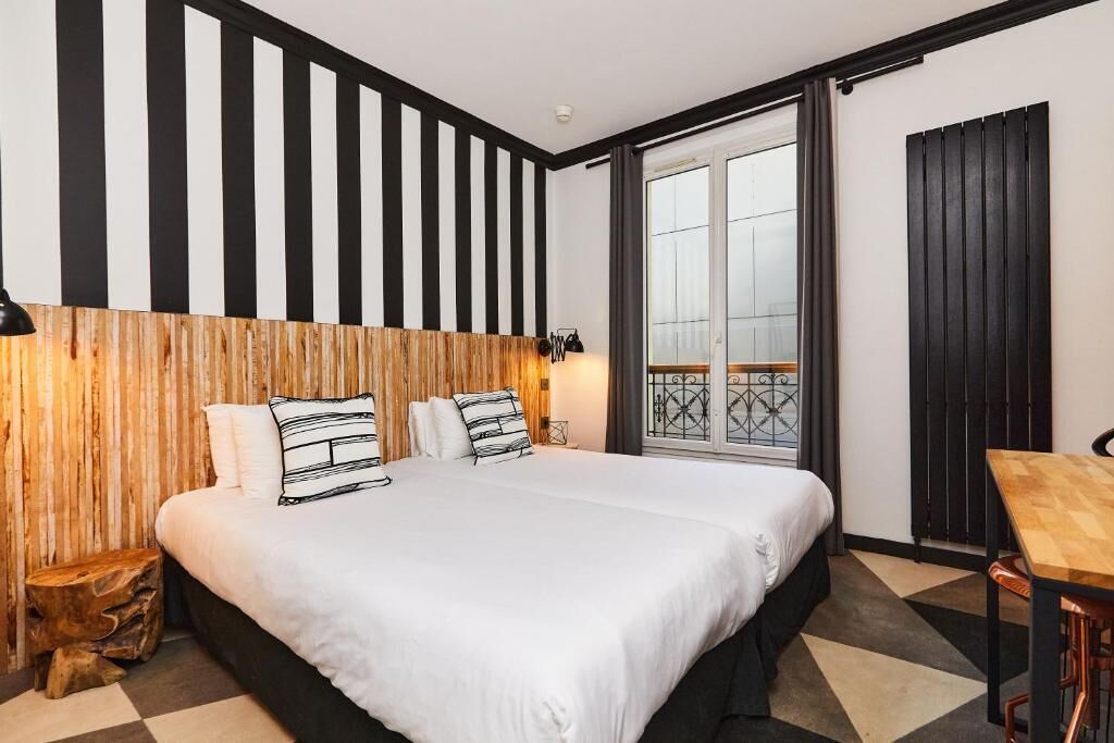 grand superior | 1 bedroom, individually decorated, individually furnished, desk