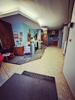 Sala de estar en el lobby