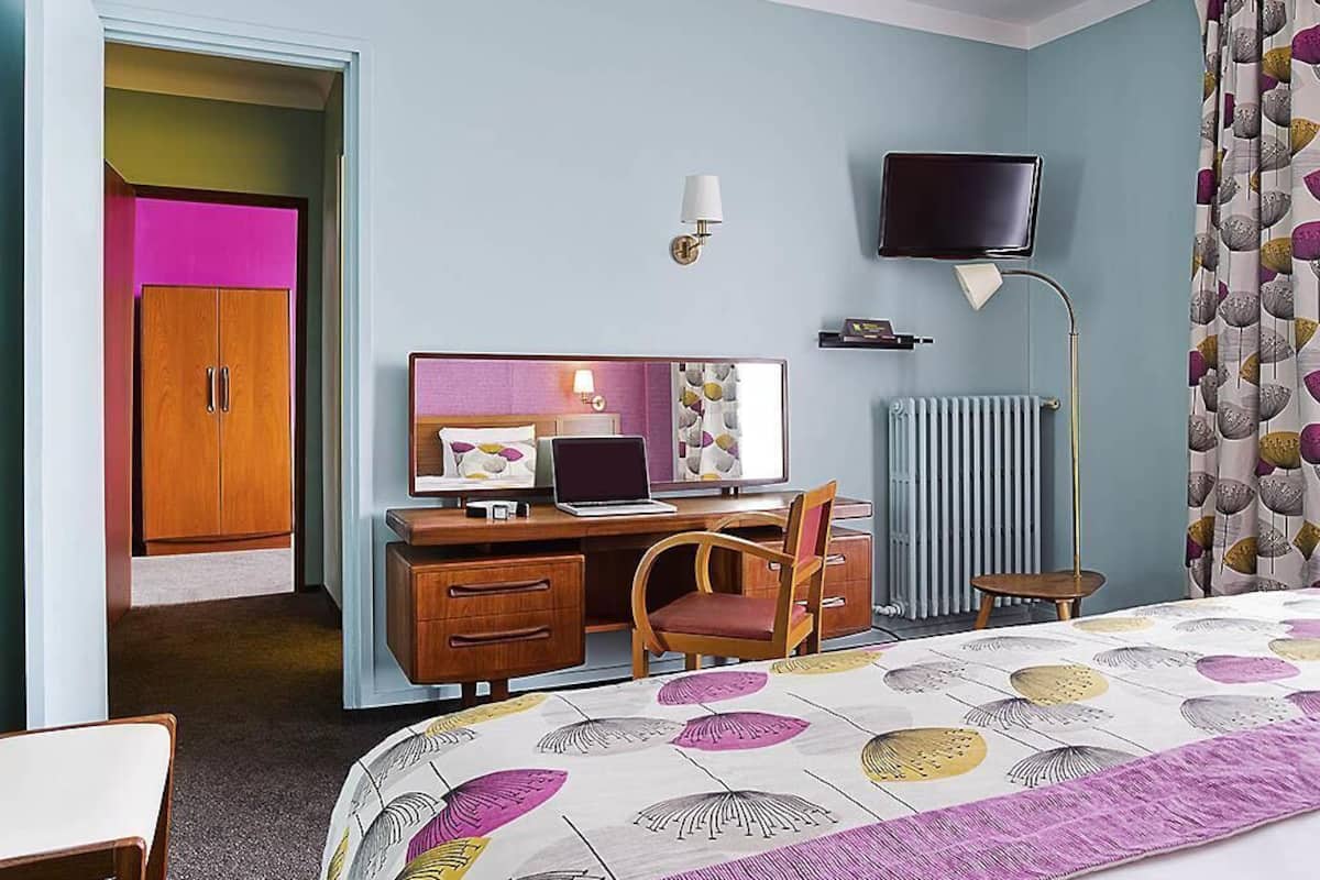 Suite Standard, 1 lit double et 1 canapé-lit | Literie de qualité supérieure, bureau, rideaux occultants