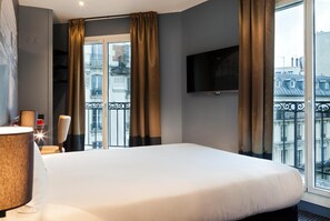 Coffres-forts dans les chambres, bureau, rideaux occultants