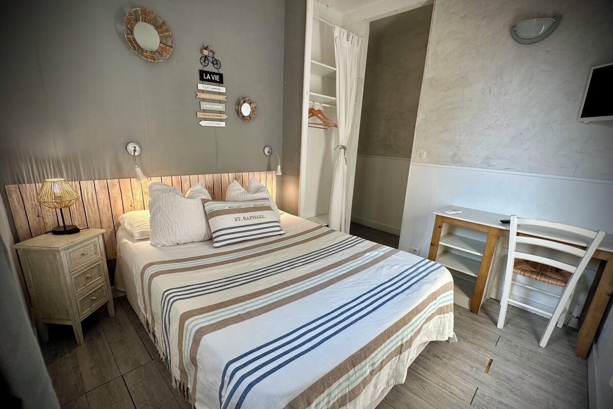 1 habitación, ropa de cama de alta calidad y decoración personalizada