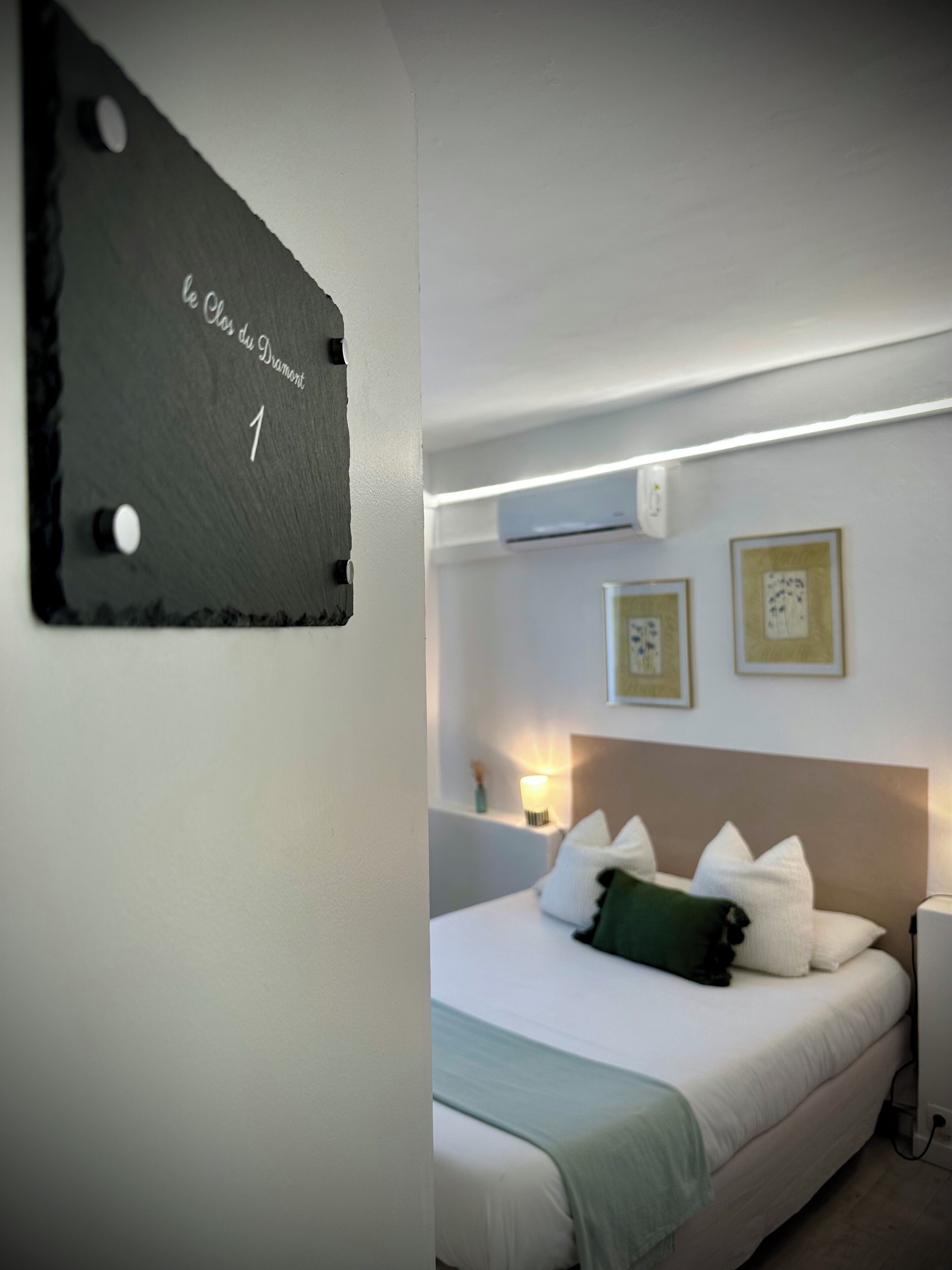 經濟客房, 1 張標準雙人床 | 高級寢具、獨特設計、獨特裝修、書桌