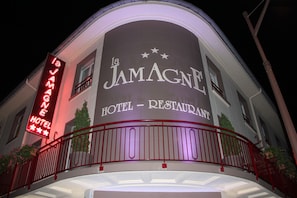 Front of property – evening/night - Hôtel Restaurant de la Jamagne (Gerardmer)