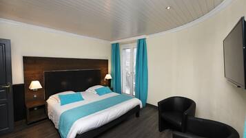 Minibar, coffres-forts dans les chambres, bureau, chambres insonorisées