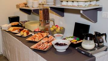 Double Room | Breakfast area | Daily buffet breakfast (EUR 13.5 per person)