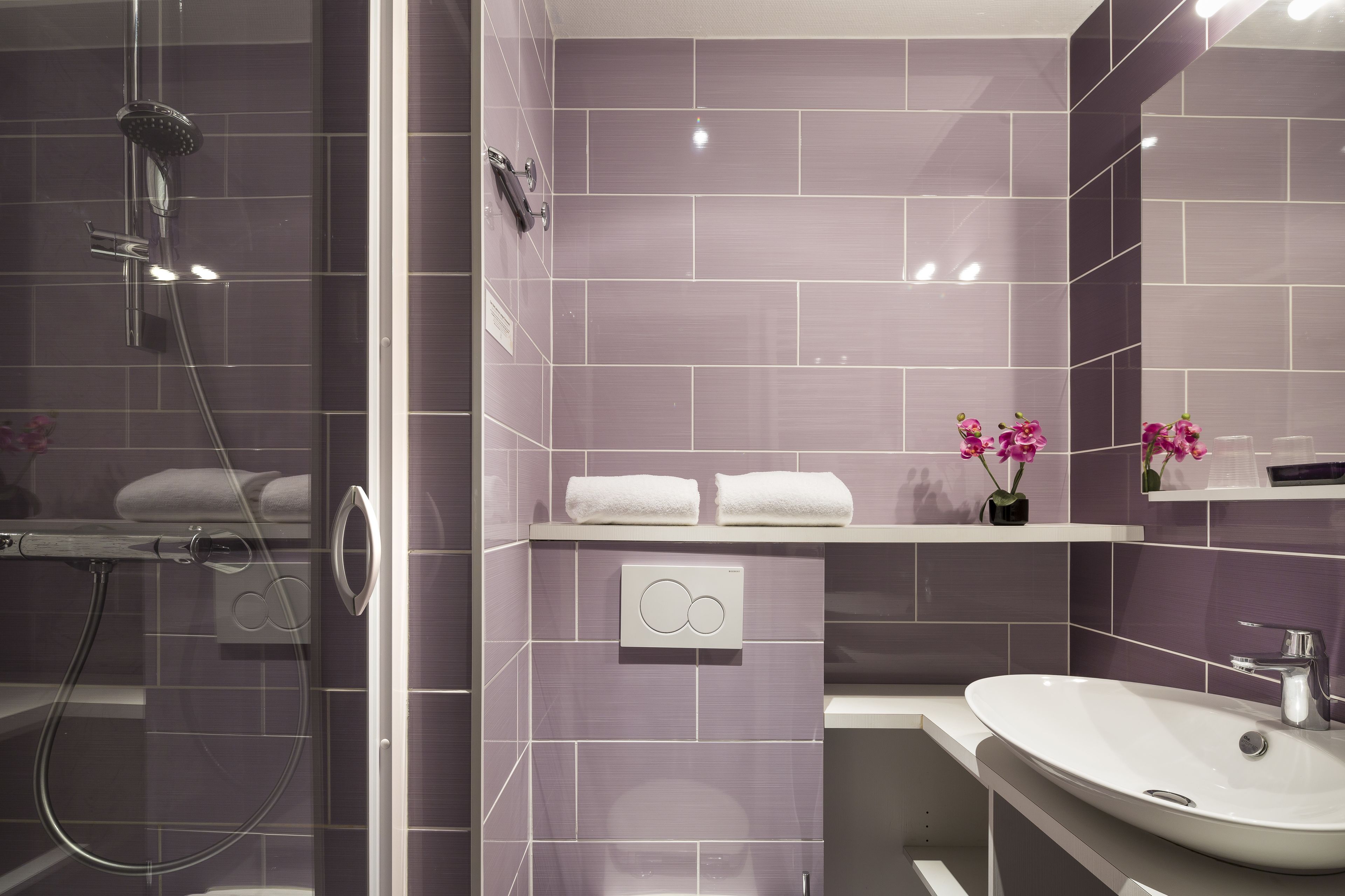 comfort twin room, 2 single beds | bathroom | towels