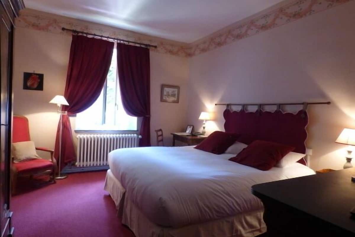 Classic Double Room, Garden View