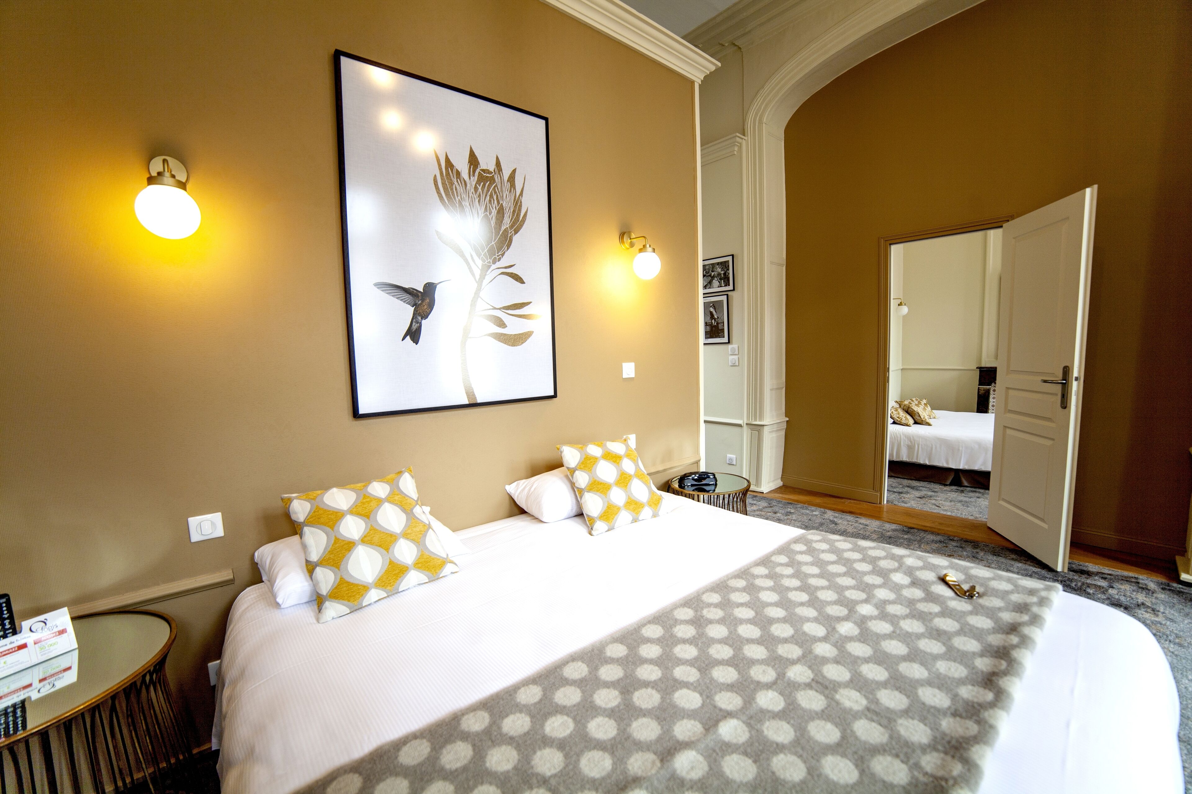 luxury room, 1 king bed, non smoking | in-room safe, desk, soundproofing, free wifi