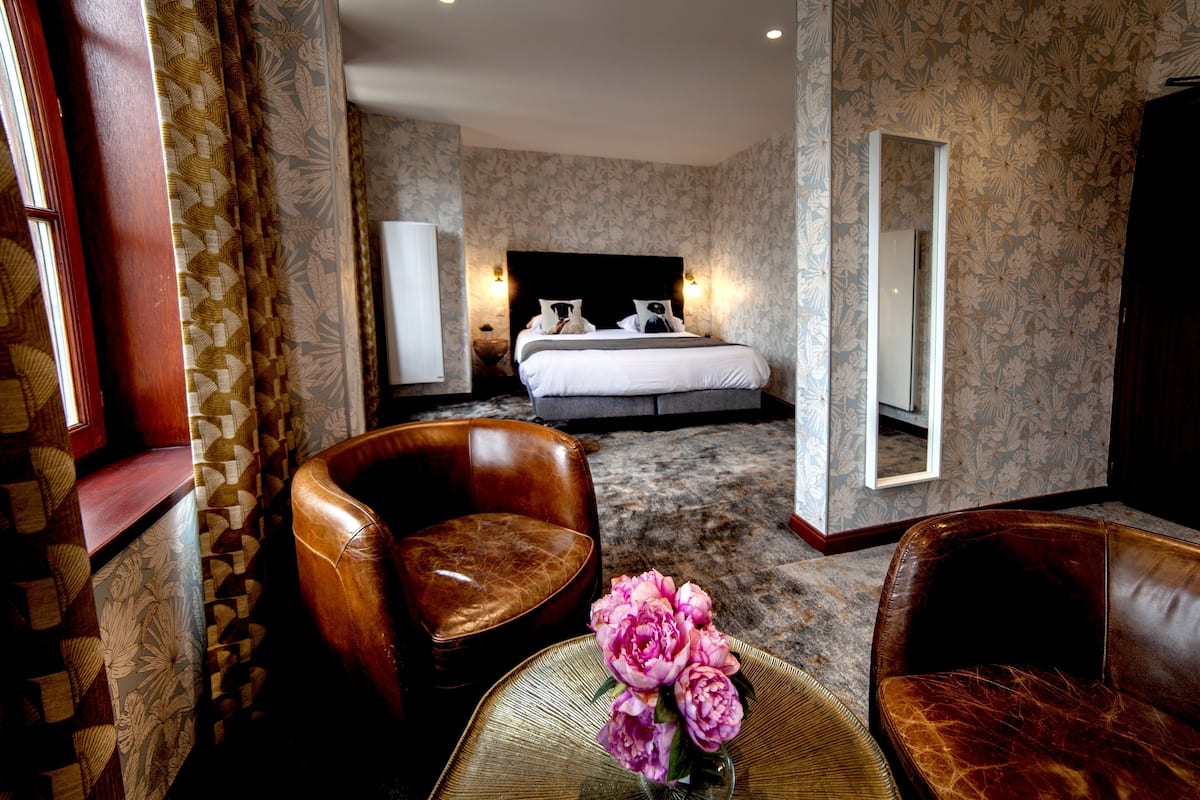 superior room, 1 bedroom, private bathroom | in-room safe, desk, soundproofing, free wifi