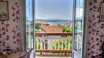 Double Room, Sea View | Premium bedding, individually decorated, individually furnished