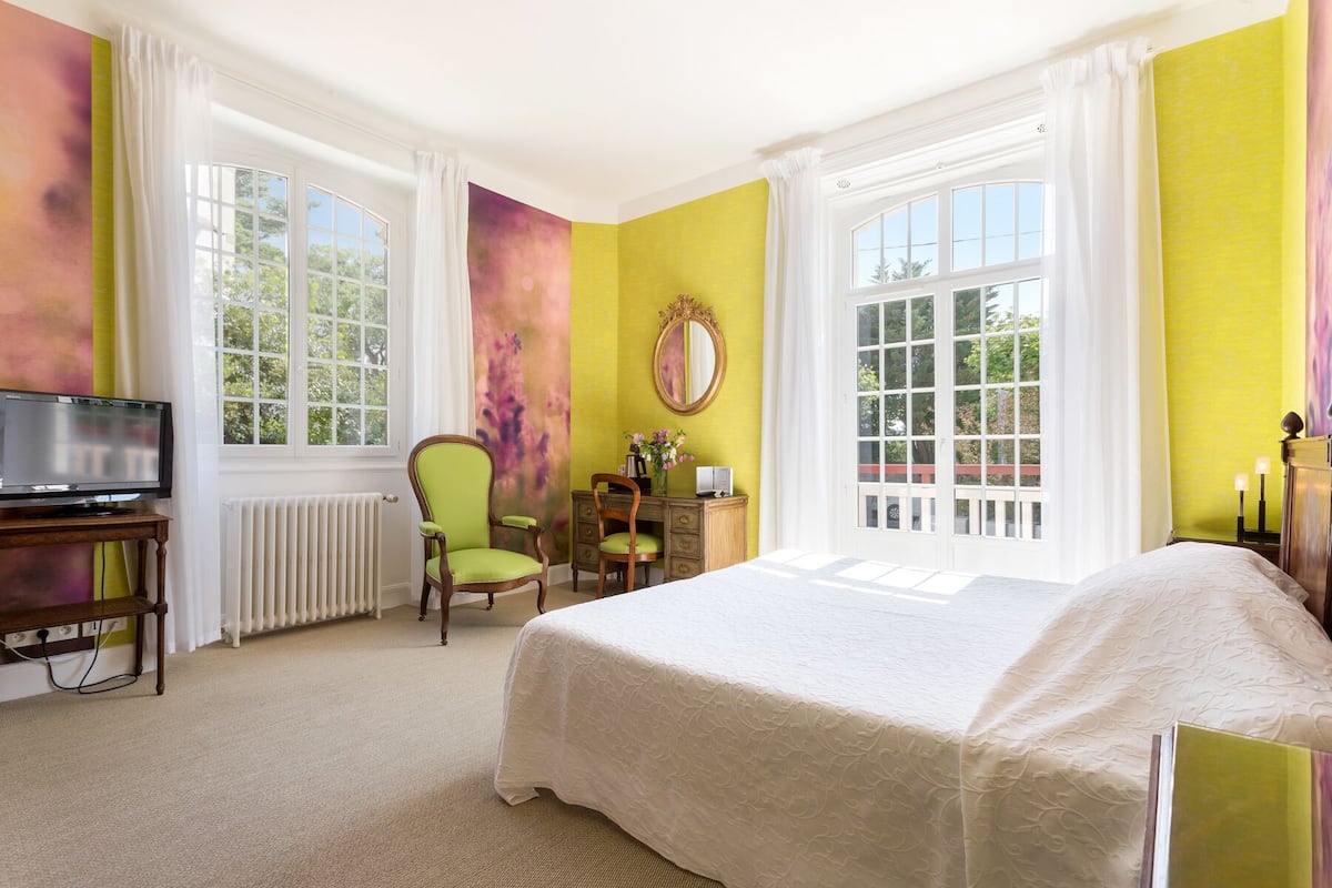 superior suite, connecting rooms | premium bedding, individually decorated, individually furnished