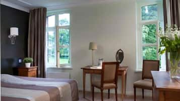 ๊ฐ์ค ๋ด ๊ธ๊ณ , ์ฑ
์, ๋ฐฉ์ ์ค๋น, ๋ฌด๋ฃ WiFi