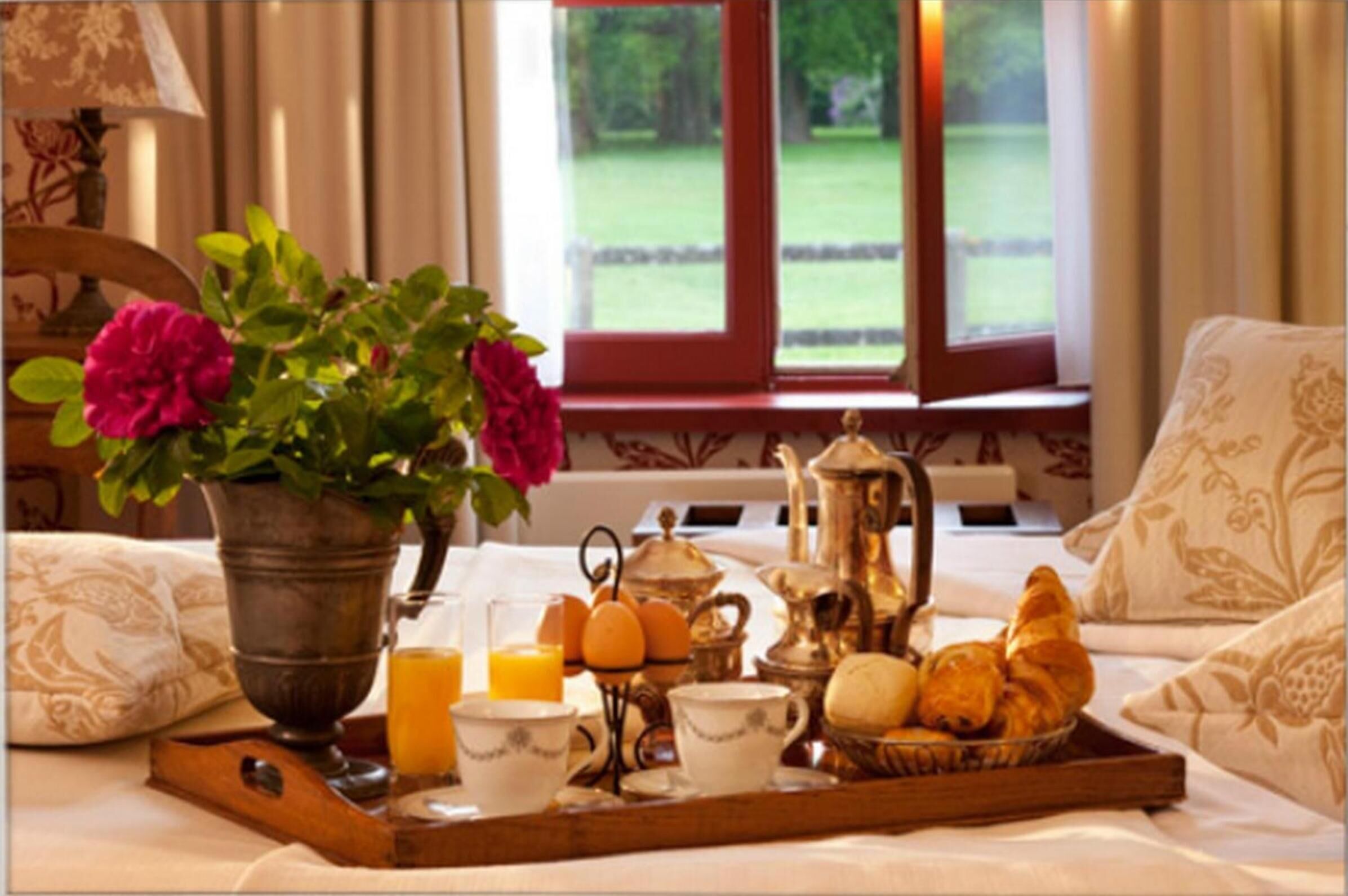 Serveert lunch en diner, Franse gerechten