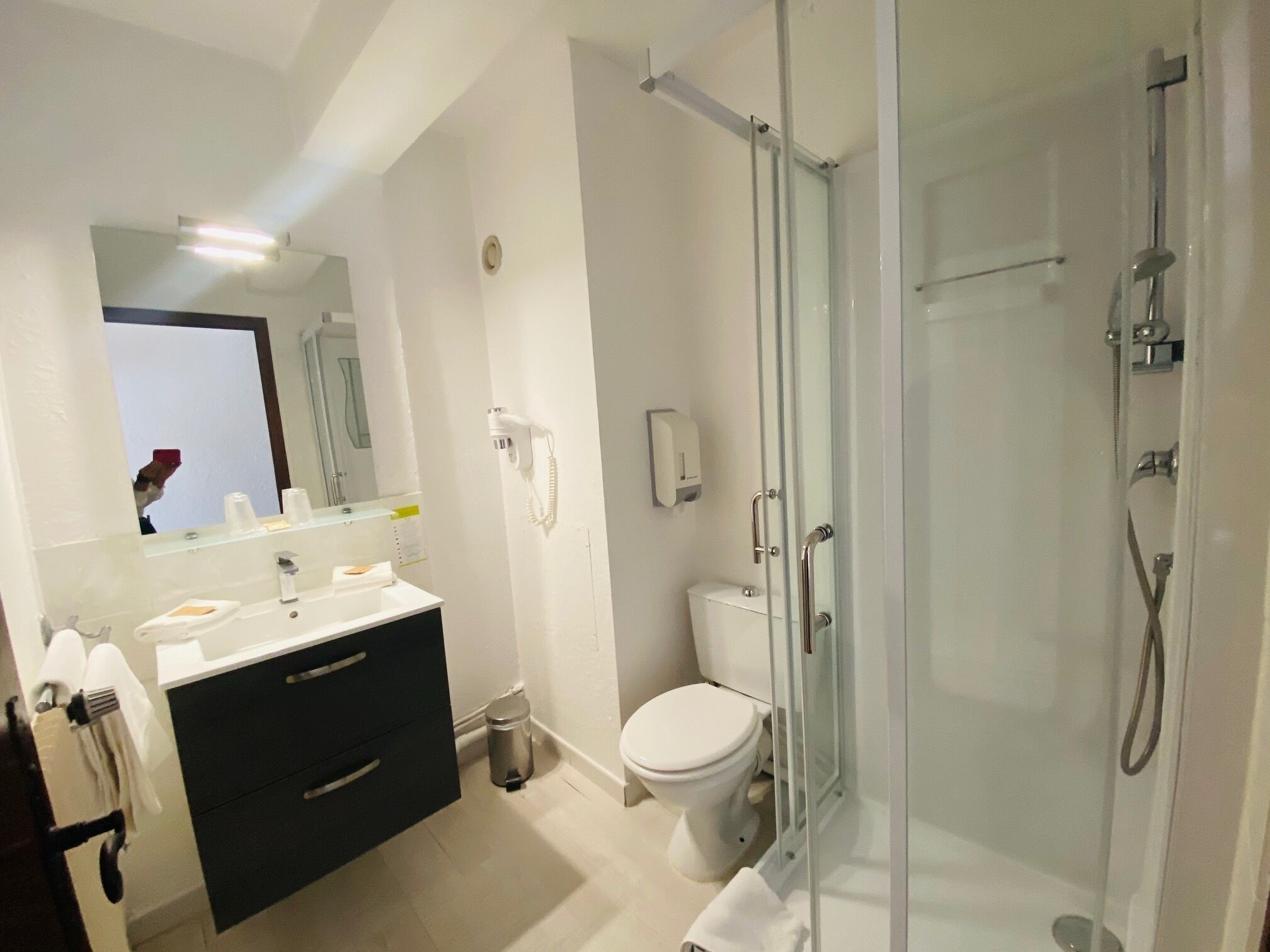 double room | bathroom | hair dryer, towels, soap, shampoo