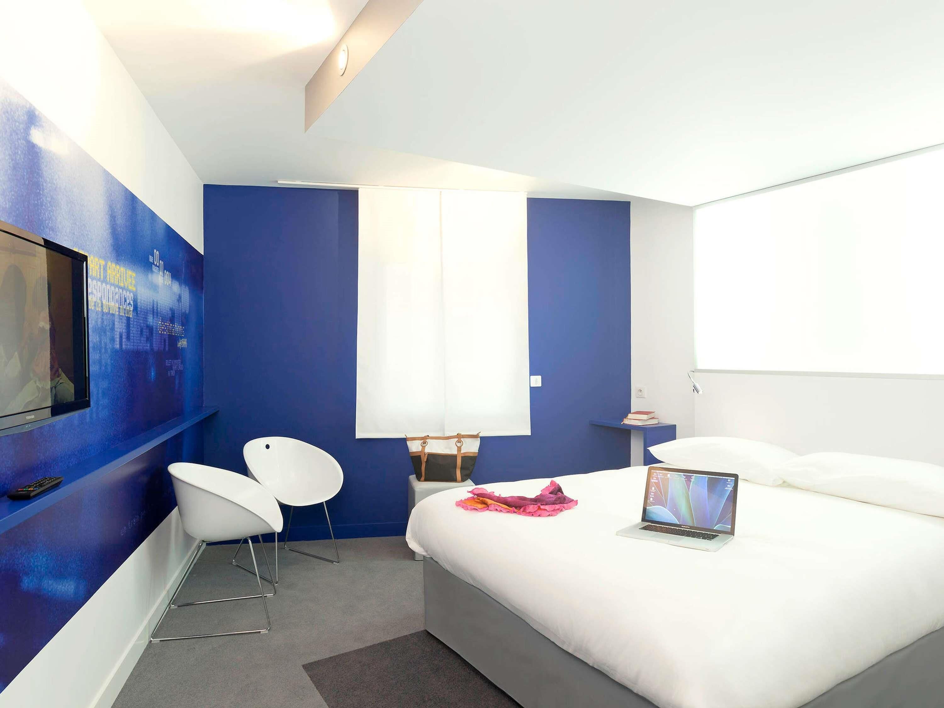 standard double room, 1 double bed | desk, soundproofing, free cots/infant beds, free wifi
