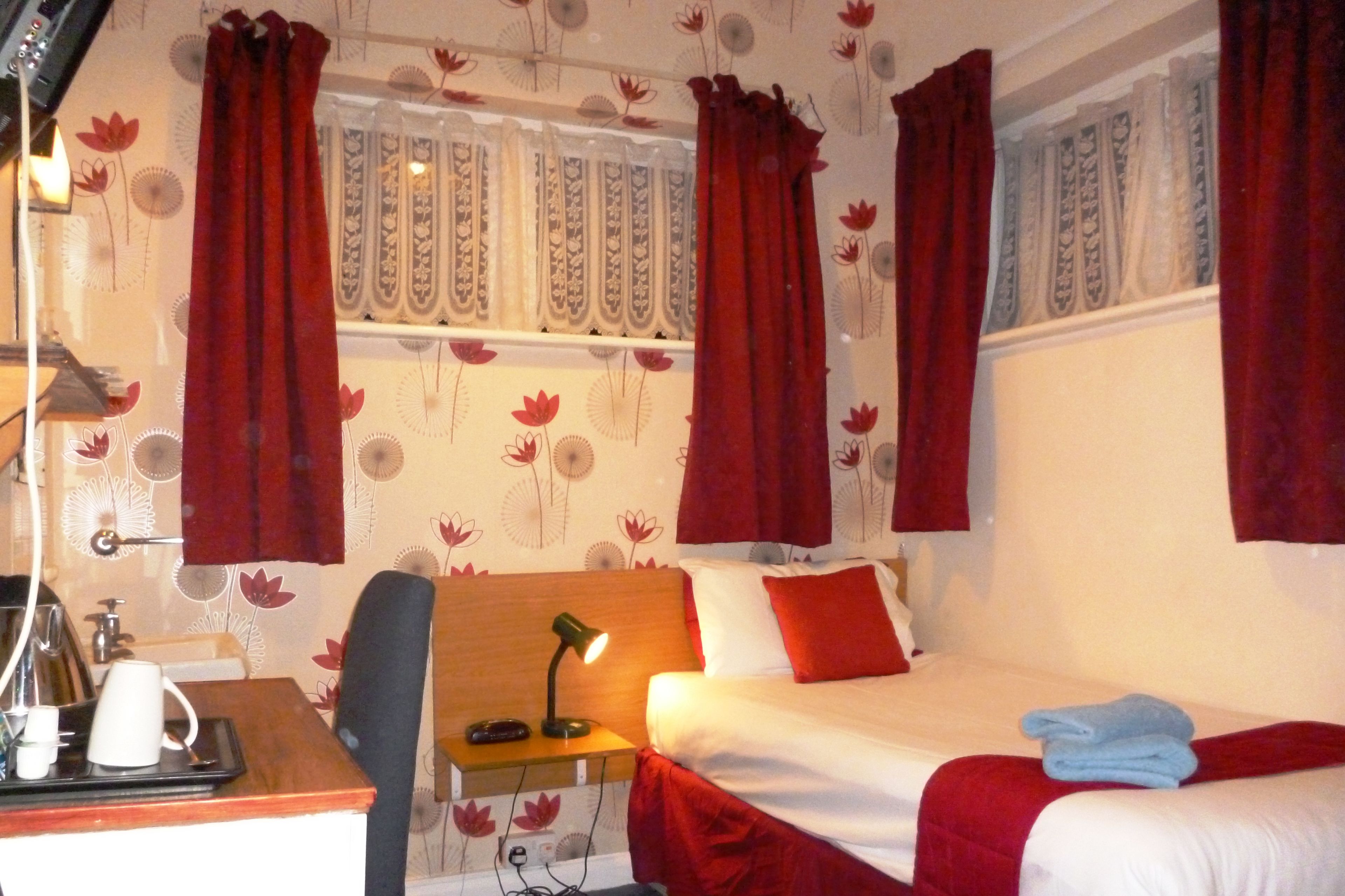 Einzelzimmer, Gemeinschaftsbad