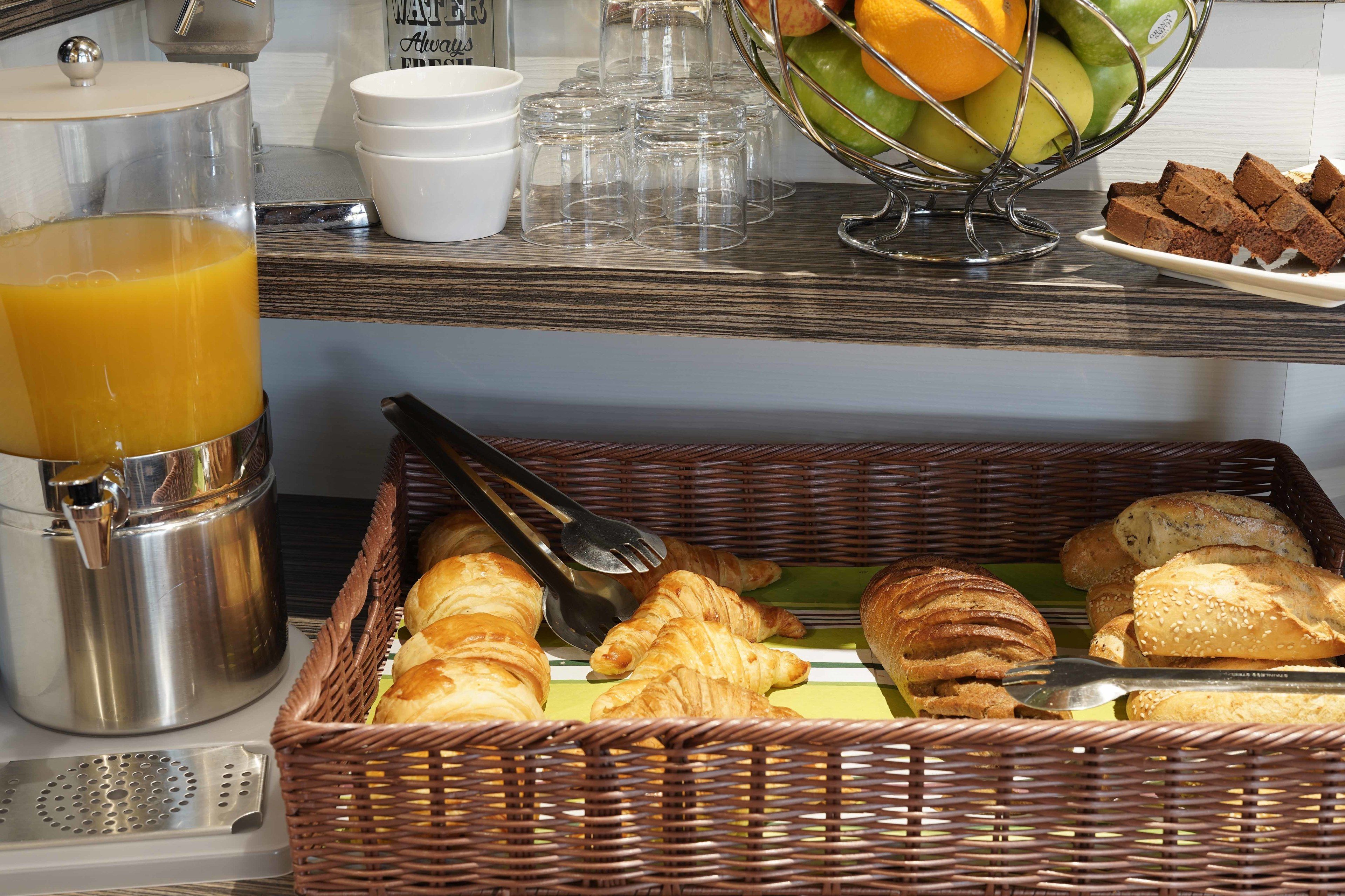daily buffet breakfast (eur 11 per person)