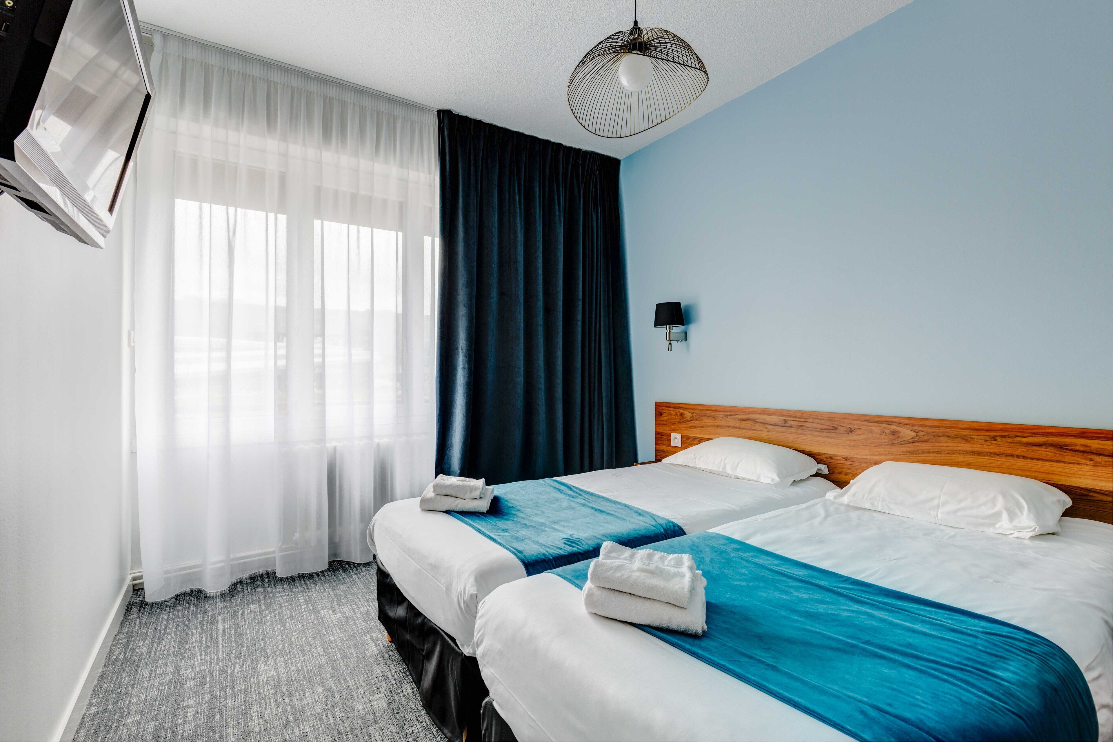 superior twin room | 1 bedroom, desk, iron/ironing board, free wifi