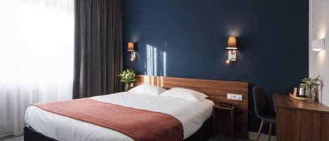 Superior Double Room, 1 Double Bed | Desk, iron/ironing board, free WiFi, bed sheets