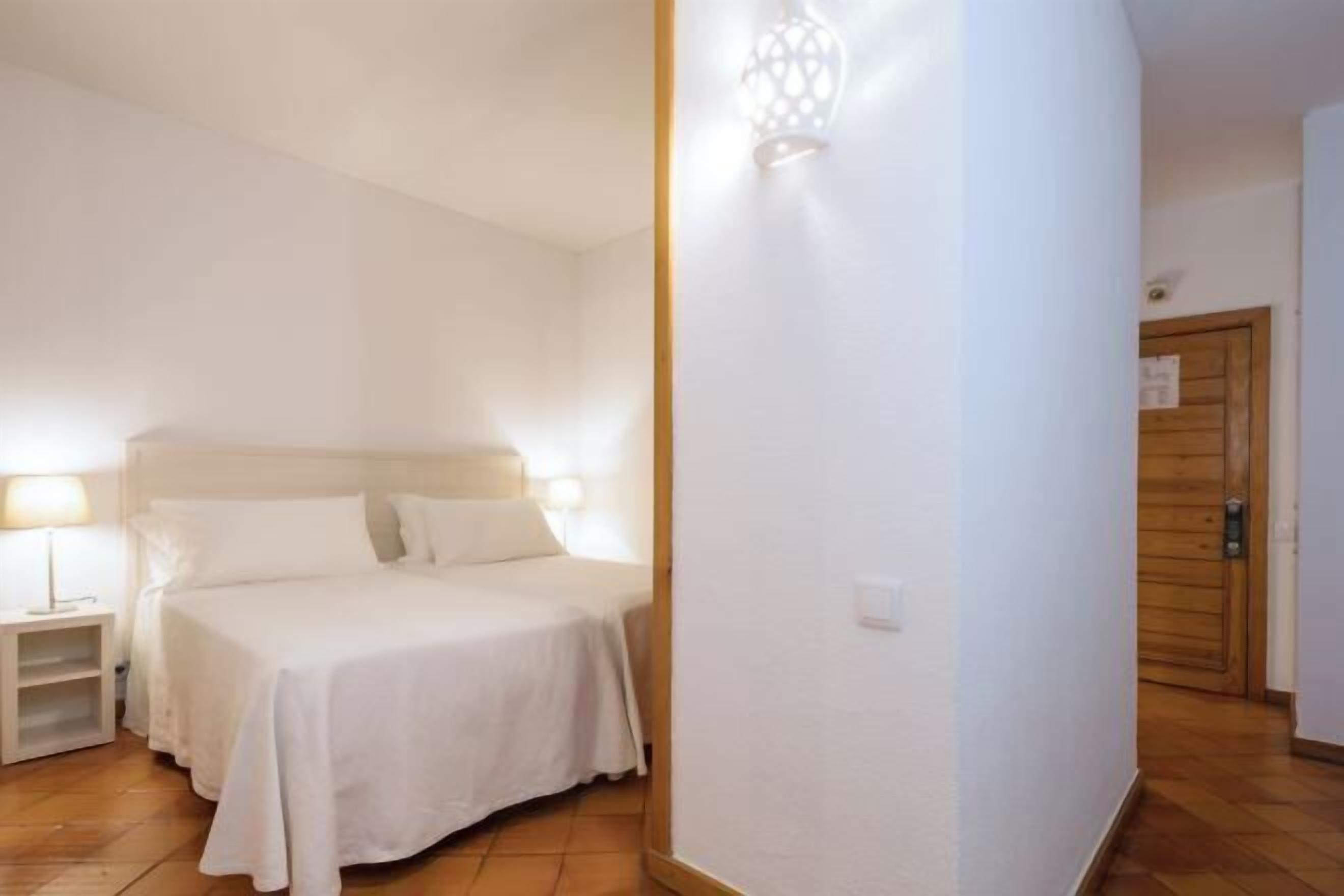 Blendingsgardiner, lydisolert, wi-fi (inkludert) og sengetøy