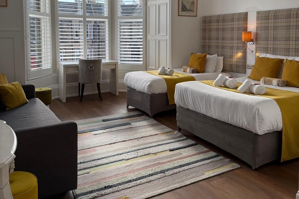 特厚豪華床墊、熨斗/熨衫板、免費 Wi-Fi、床單