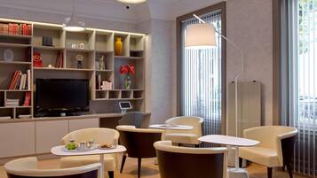 Bar lounge