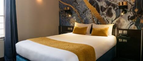 Chambre Double | Literie de qualité supérieure, coffres-forts dans les chambres, bureau