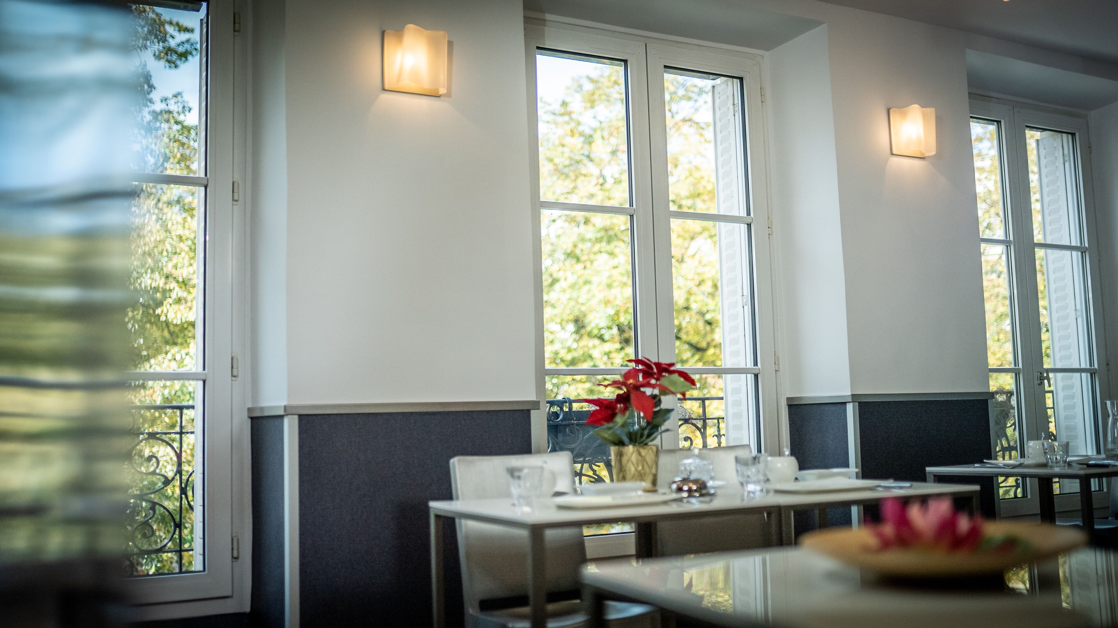 daily buffet breakfast (eur 15 per person)