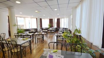 Dinner served, French cuisine