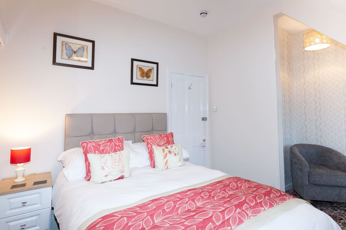 Tweepersoonskamer, en-suite badkamer | 1 slaapkamer