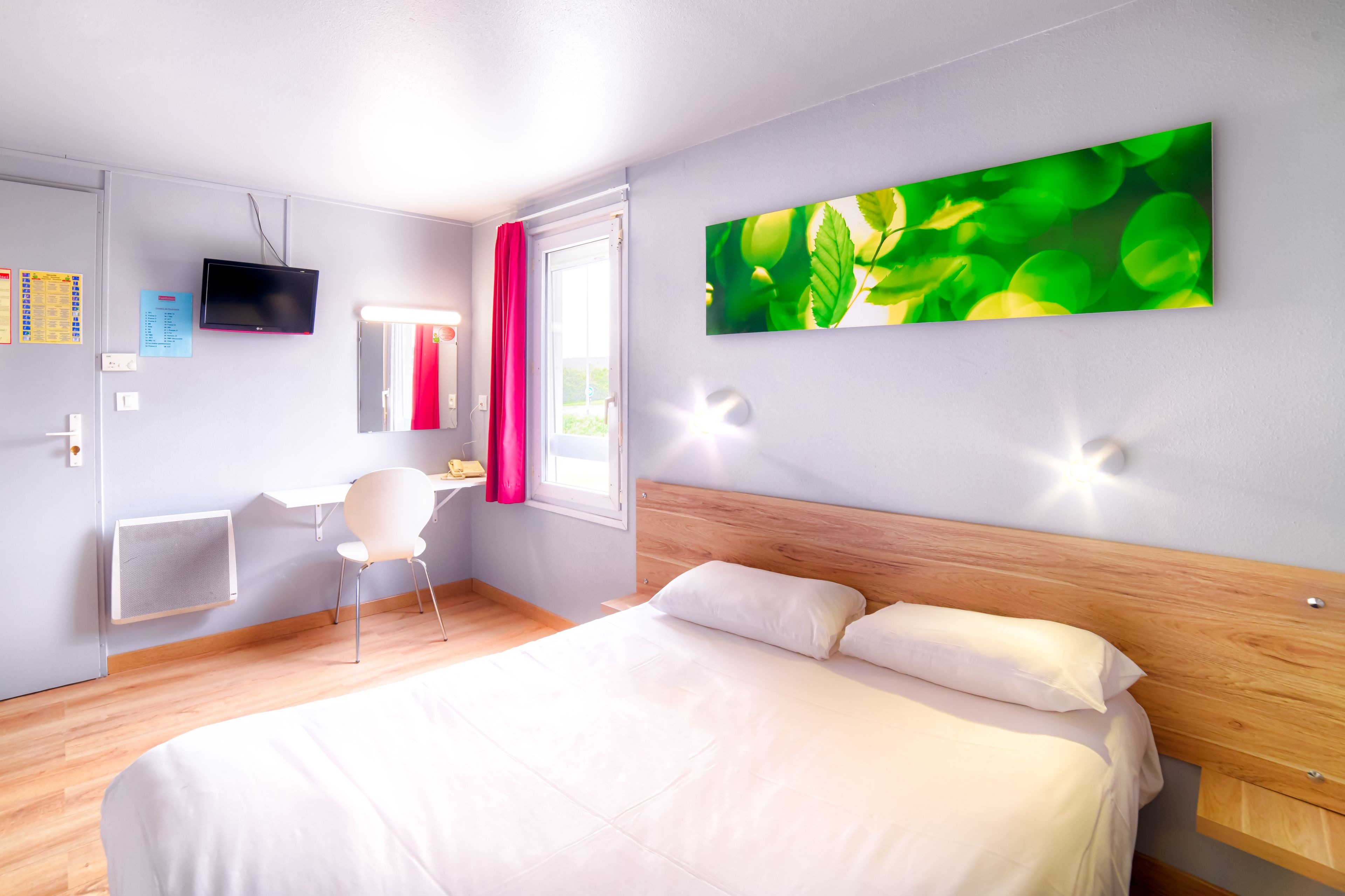 Desk, free WiFi, bed sheets, wheelchair access