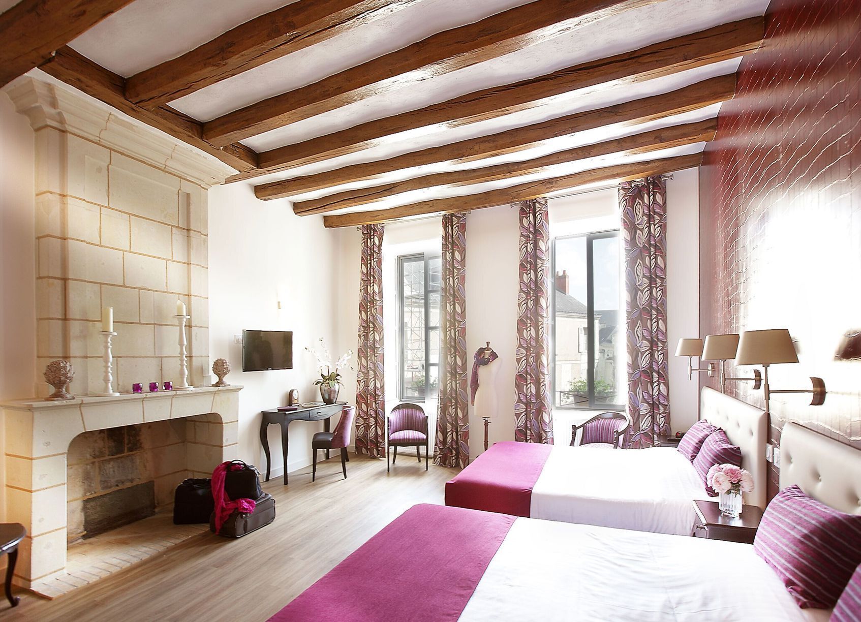 Premium bedding, in-room safe, individually decorated, desk