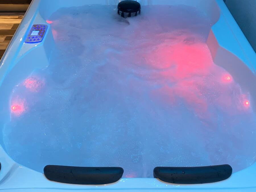 Appartement (jacuzzi) | Bain à remous privé